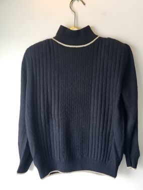 Black Cozy Classic Feminine Lamb Rabbit Turtleneck Sweater with Contrast Trim